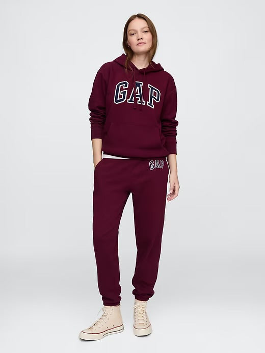 Conjunto Gap Guinda para mujer